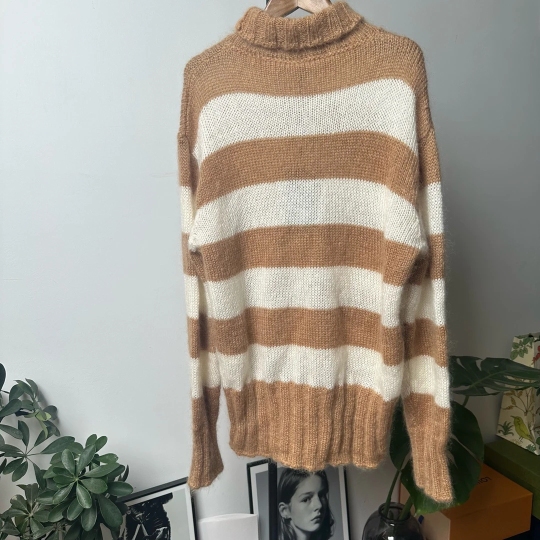 99新 FENDI/芬迪 葡萄籽奢潮/长袖条纹针织衫毛衣/46码
