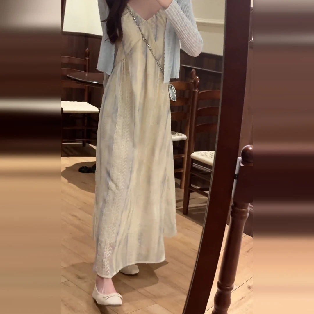 海边度假法式吊带连衣裙子女夏季2025新款小个子沙滩长裙早秋穿搭