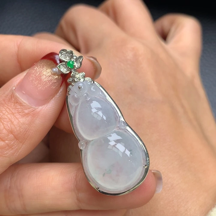 翡翠吊坠(不含链)18K金镶嵌