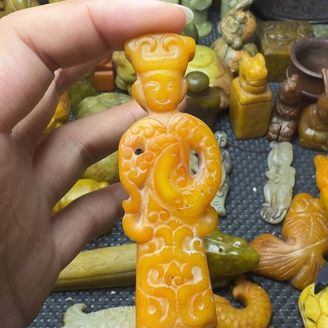 白玉菩提吊坠。。。