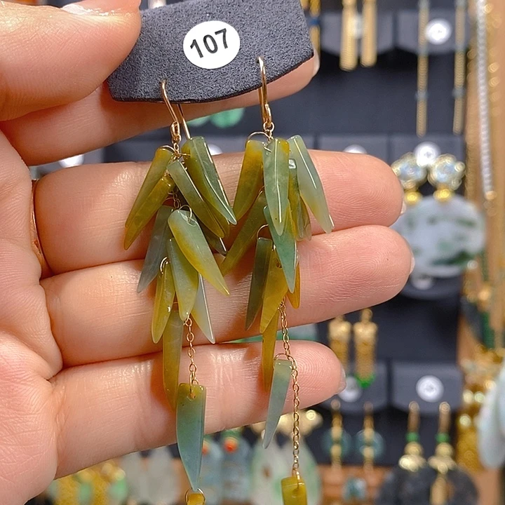 翡翠未镶嵌耳饰翡翠