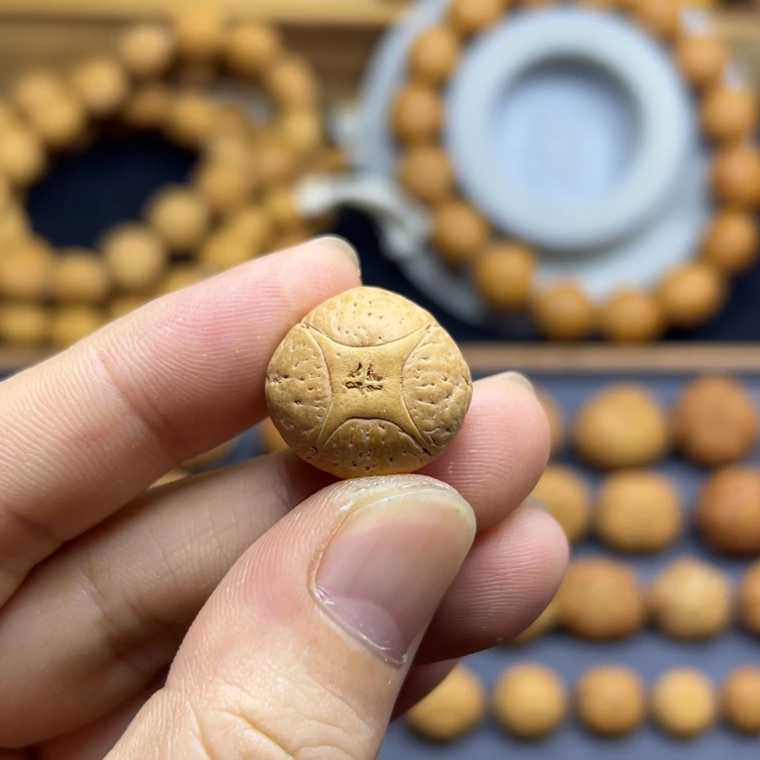 凤眼菩提手串19.7麒麟眼