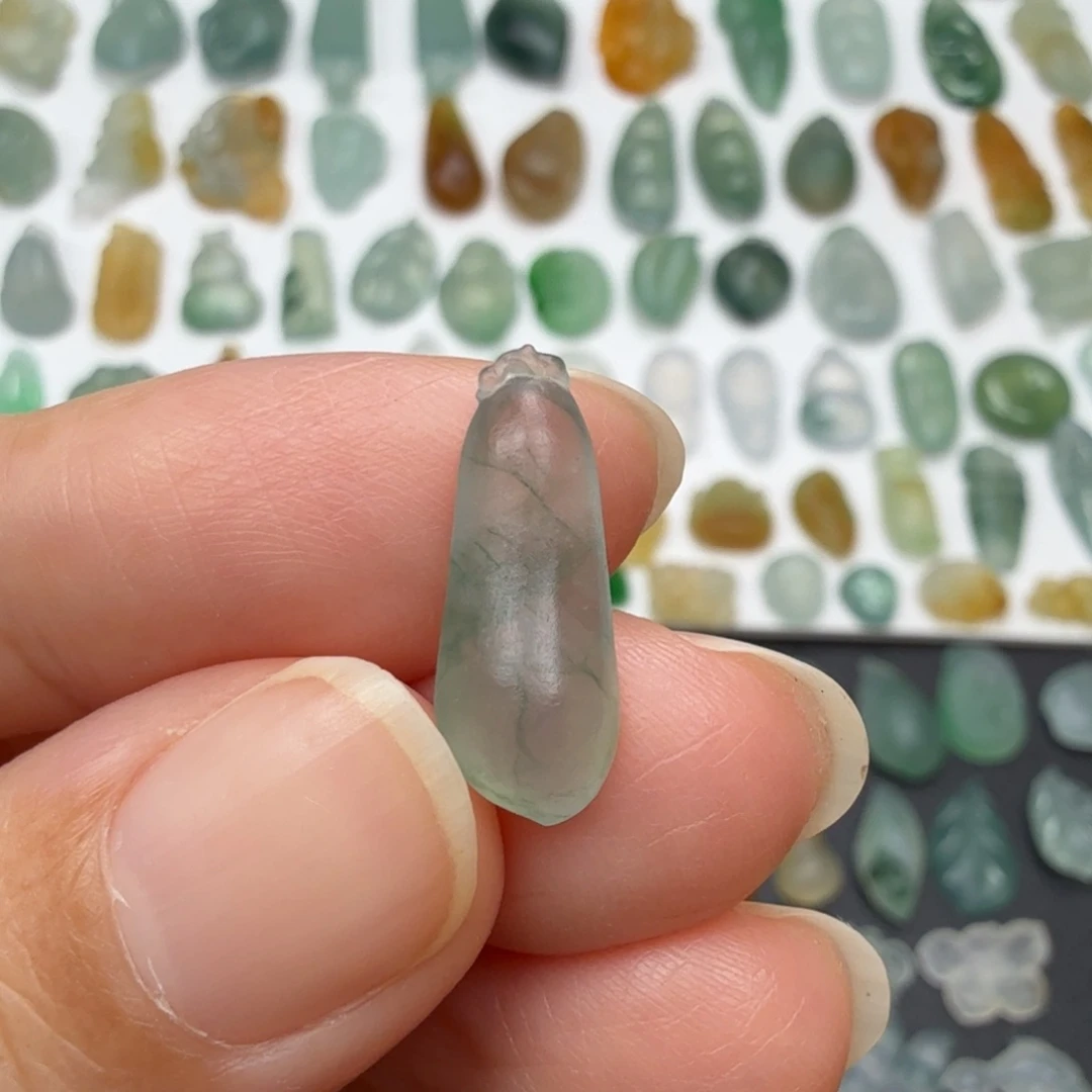 定制翡翠未镶嵌福瓜