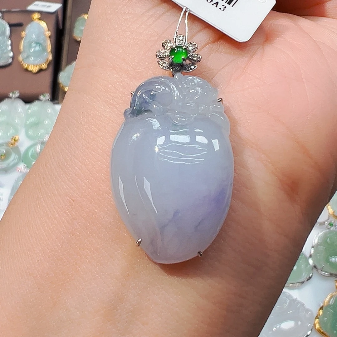 翡翠18K金镶嵌吊坠(不含链)桃子