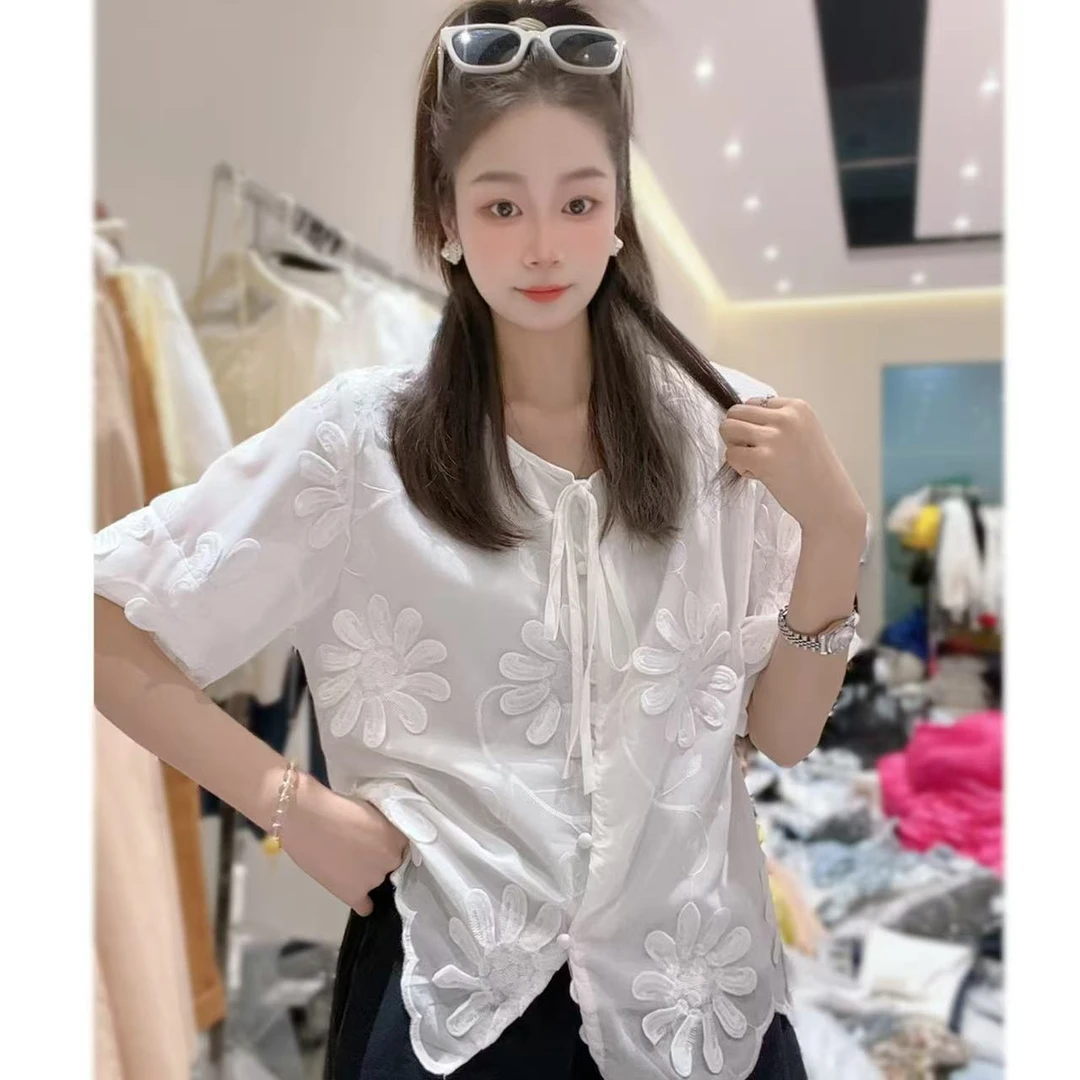 【三懿服饰】夏季气质白色太阳花立体短袖开衫休闲衬衣-A61