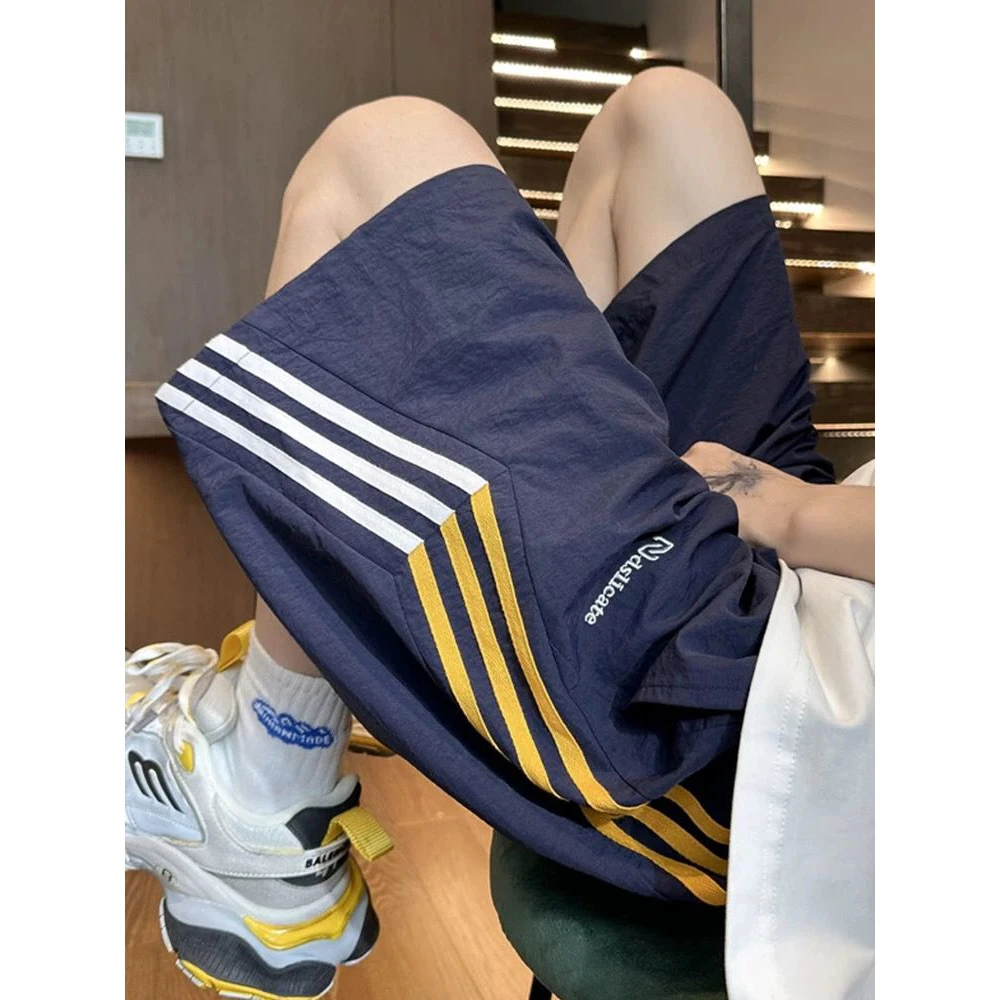 潮酷速干休闲运动短裤女夏季新款宽松条纹学生百搭街头直筒五分裤