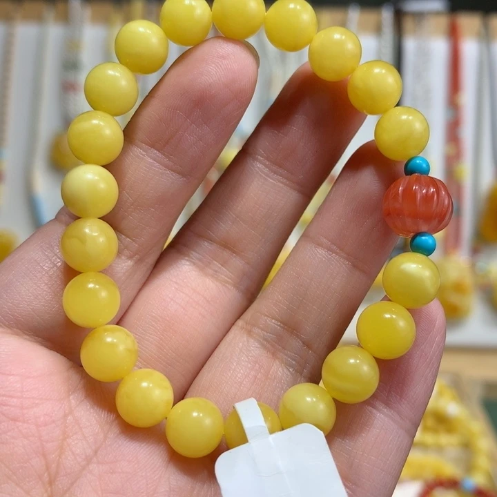 蜜蜡未镶嵌裸石8.3mm