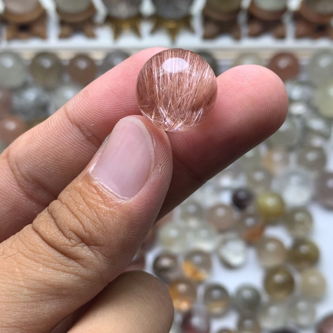 ****羊未镶嵌珠宝半成品水晶兔毛球