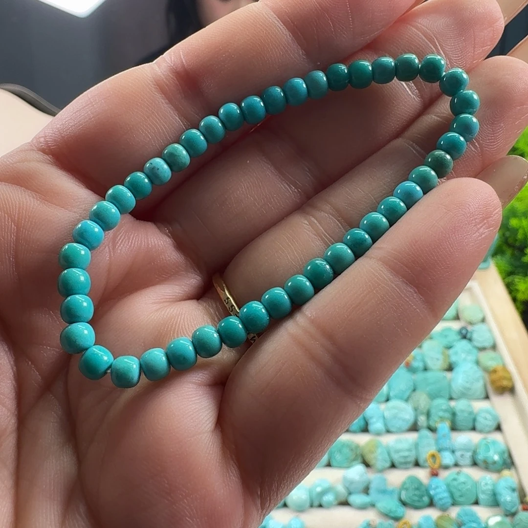 绿松石未镶嵌颈饰