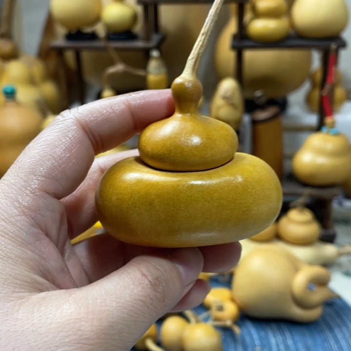 L*25美好的一天从吃瓜开始啦