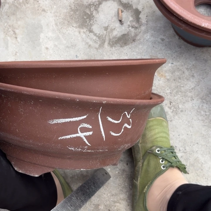 紫砂花盆紫砂的颜色