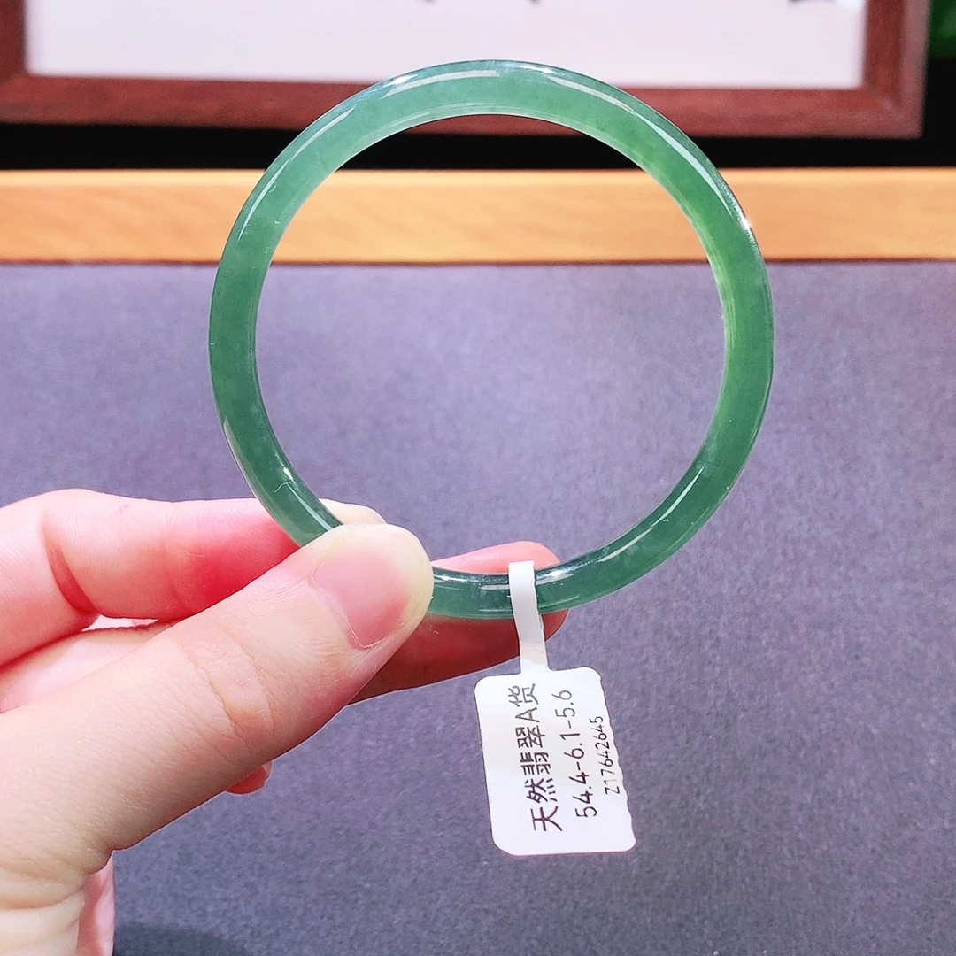 未镶嵌手镯翡翠天然翡翠