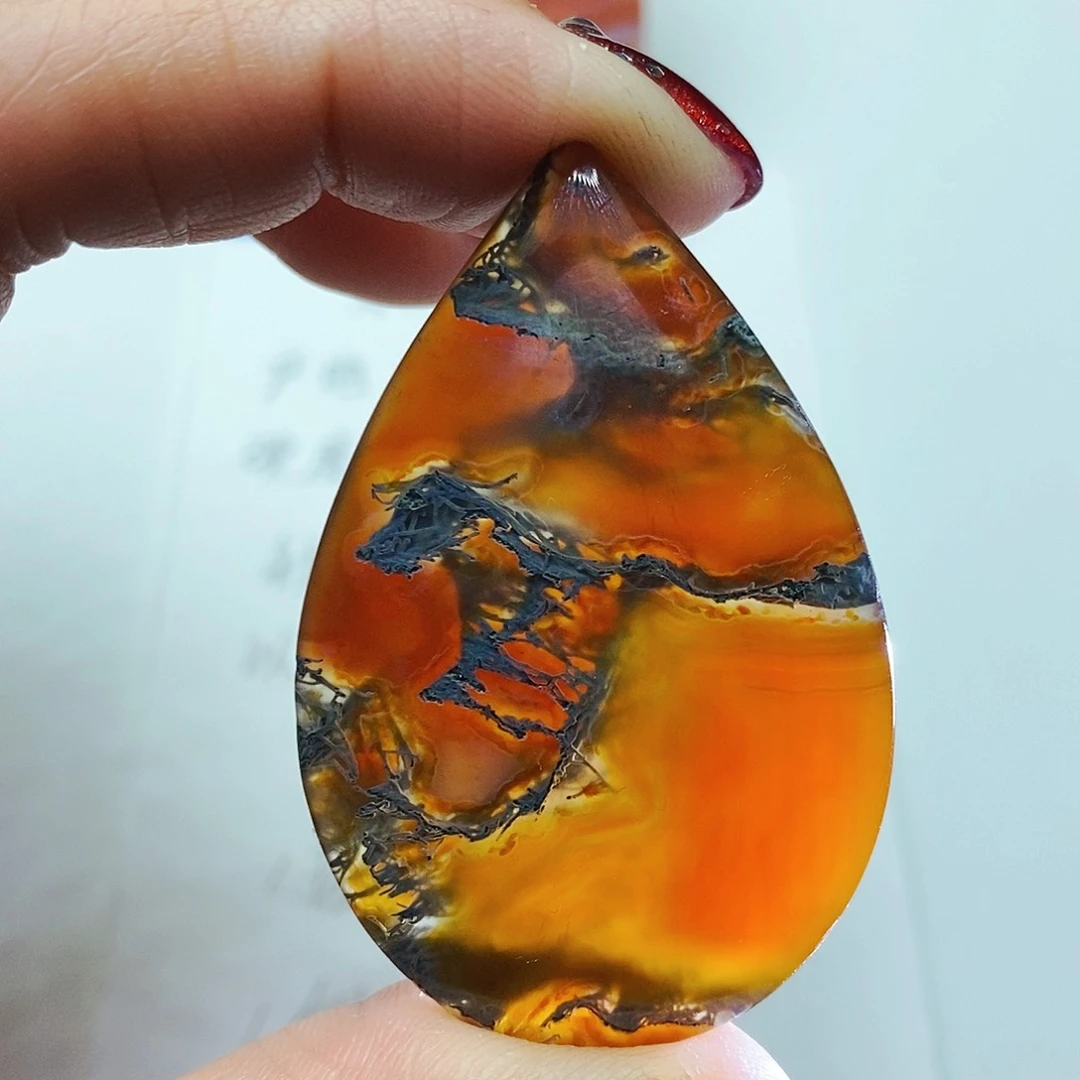 玛瑙/玉髓颈饰未镶嵌古*漓