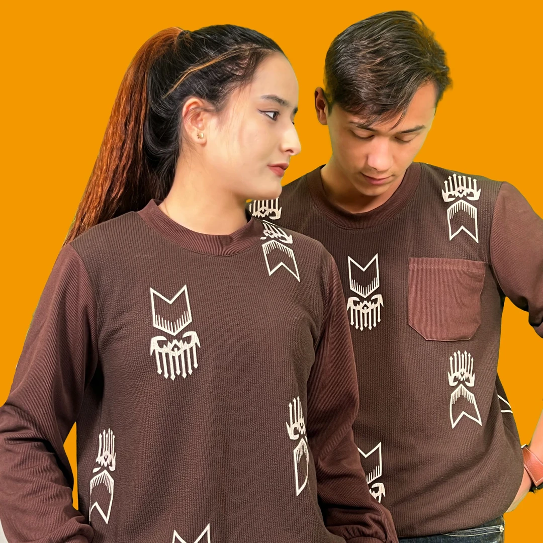 新疆手工艺品艾德莱丝  ，情侣装，和田发货                     。