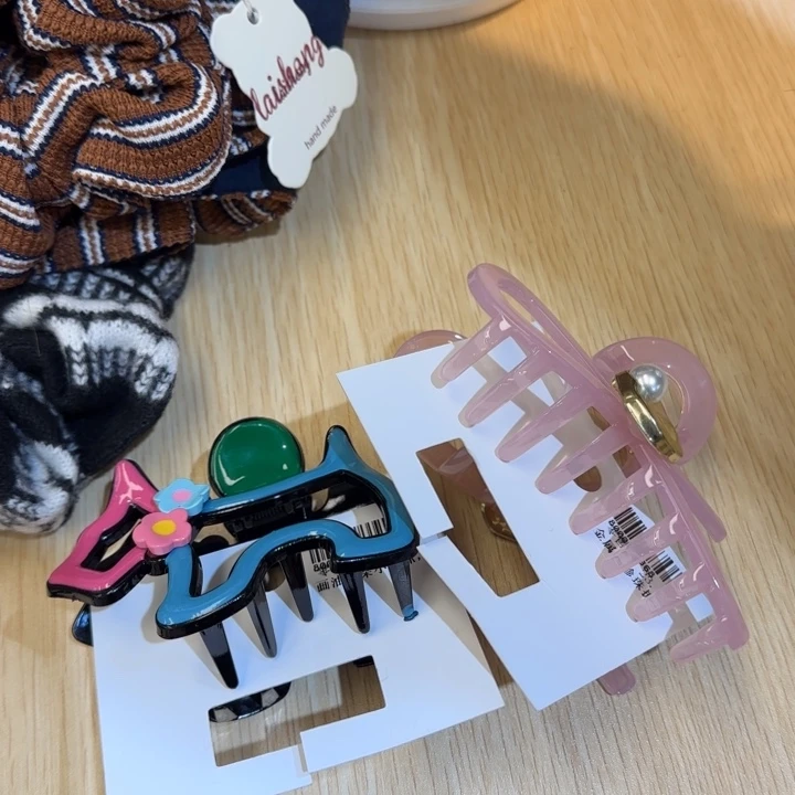 布艺铁合金抓夹2个