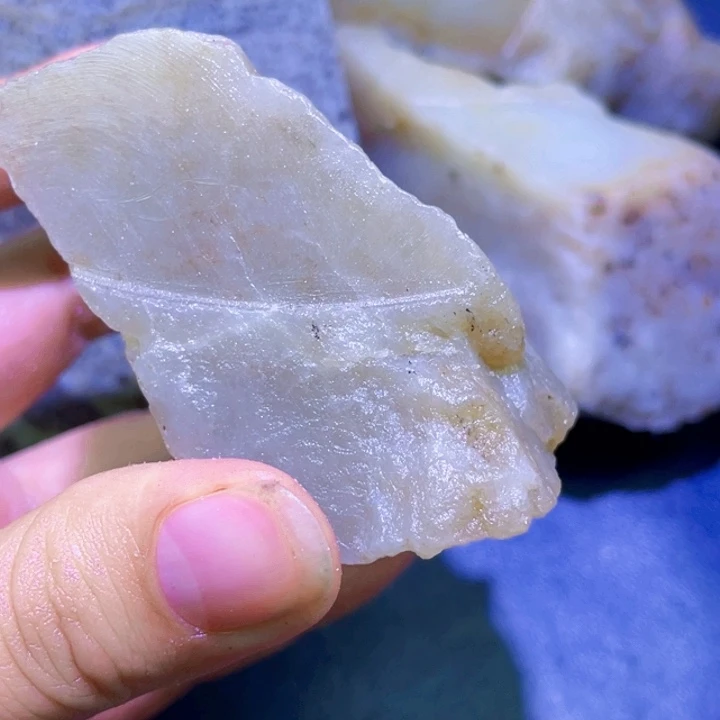 和田玉未镶嵌珠宝半成品