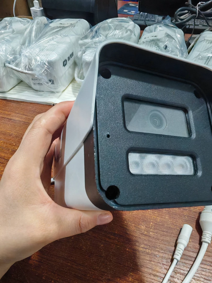 8新 HIKVISION/海康威视 皓视通全彩夜视远程看家POE防水摄像头