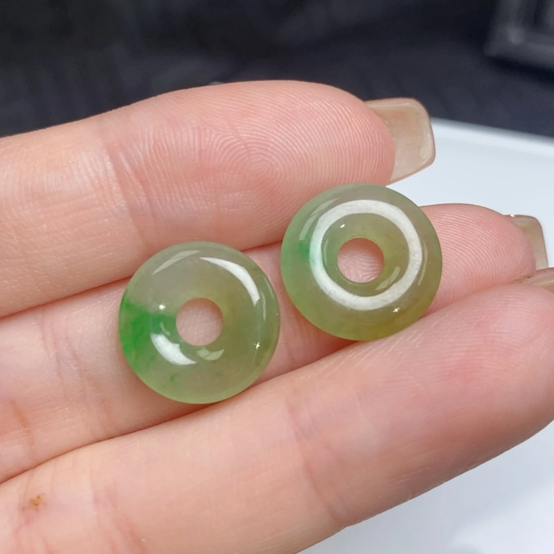 翡翠未镶嵌耳饰黄加绿甜甜圈