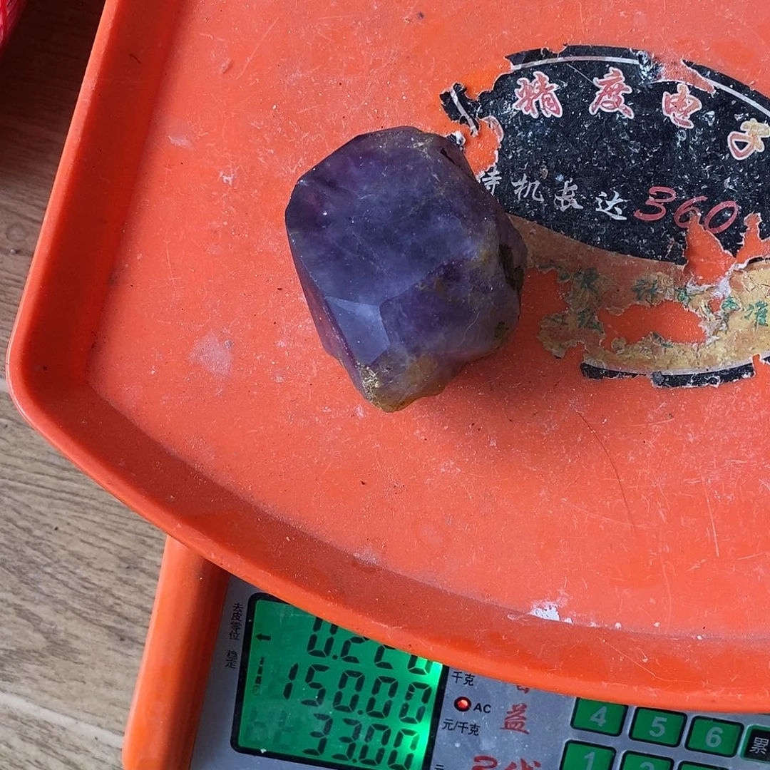 B***n未镶嵌珠宝半成品水晶