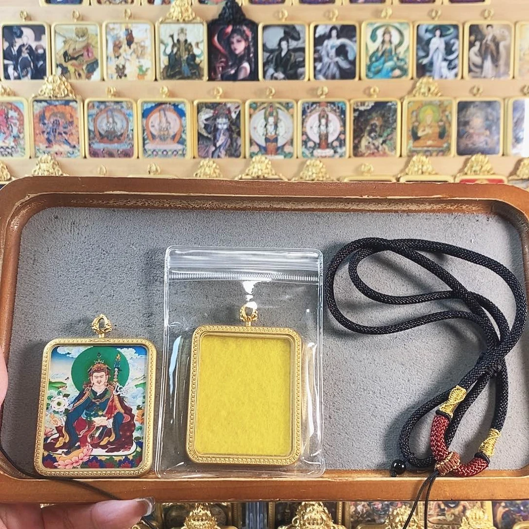 吊坠莲花生大师单面唐卡