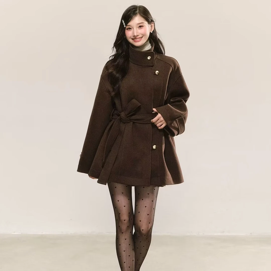 复古高级感立领呢子外套秋冬新款系带收腰显瘦气质棕色大衣8212娇