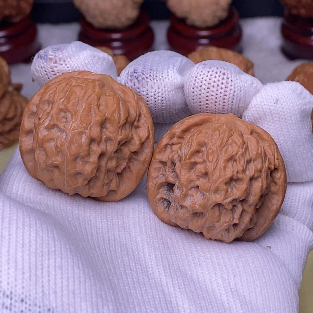 小***吧吊坠文玩核桃小野狼