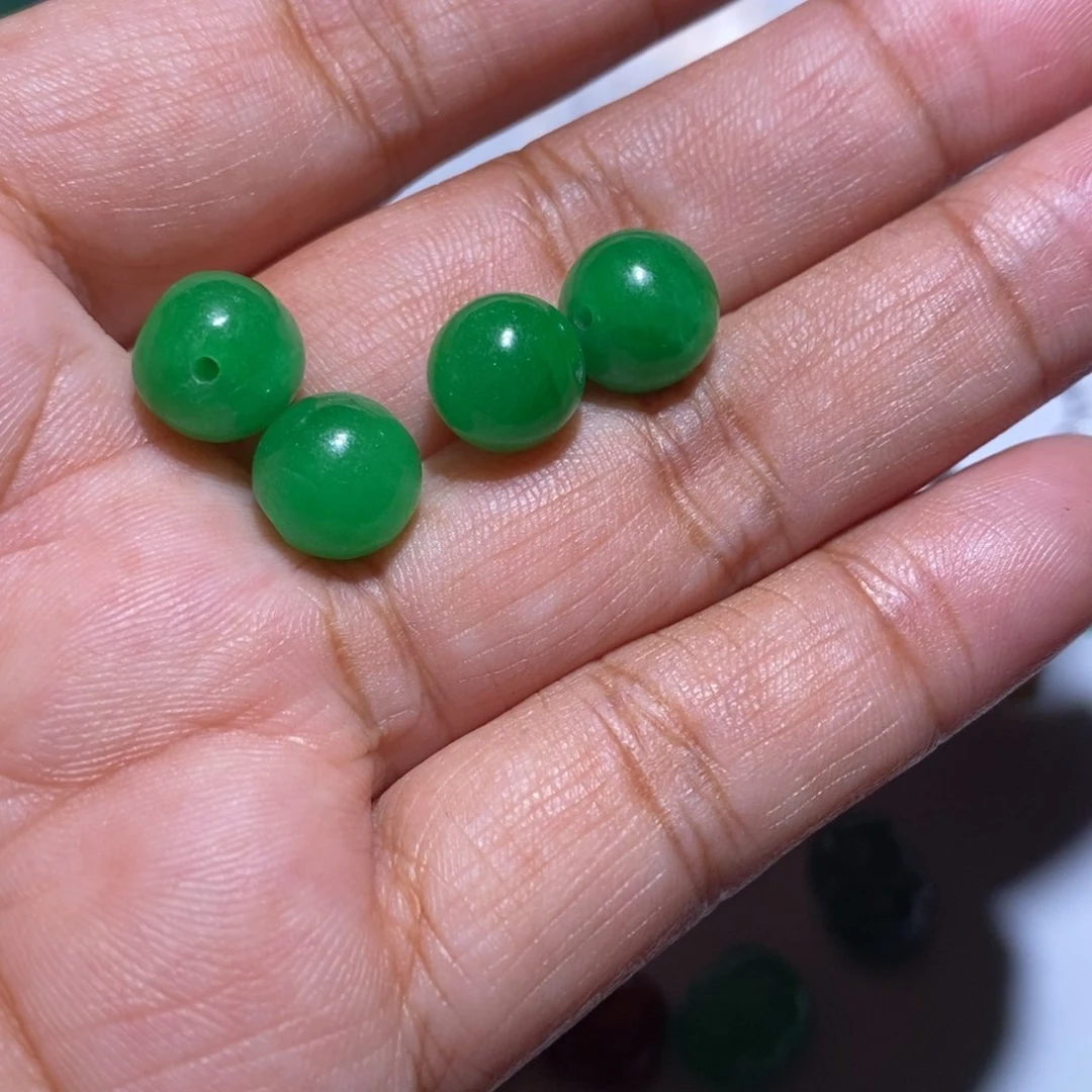 颈饰未镶嵌翡翠奥*奥