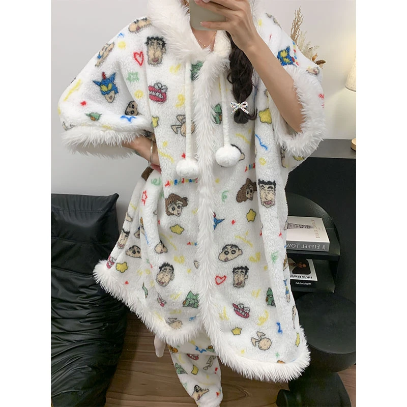 秋冬季爆款法兰绒卡通小新连帽睡袍睡衣女款加厚法兰绒家居服套装