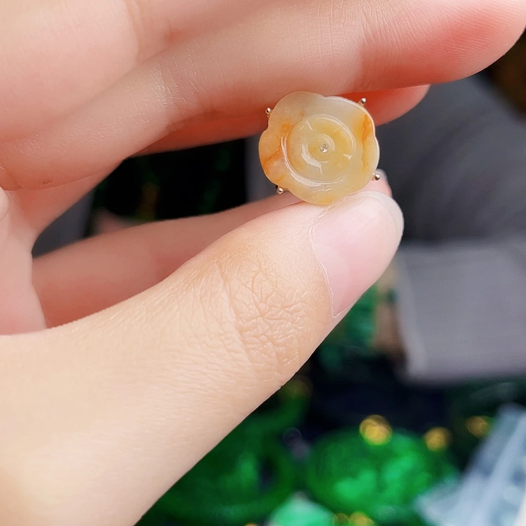 颈饰银S925镶嵌翡翠多样性