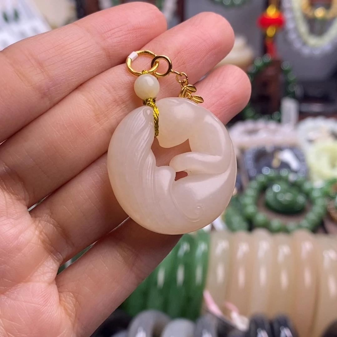 和田玉和田玉藕粉凤九吊坠银未镶嵌