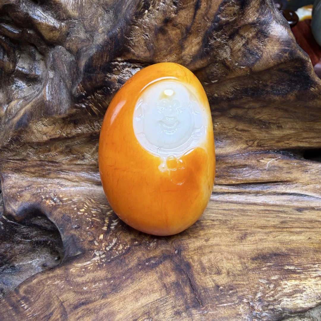 新疆和田玉，75克.