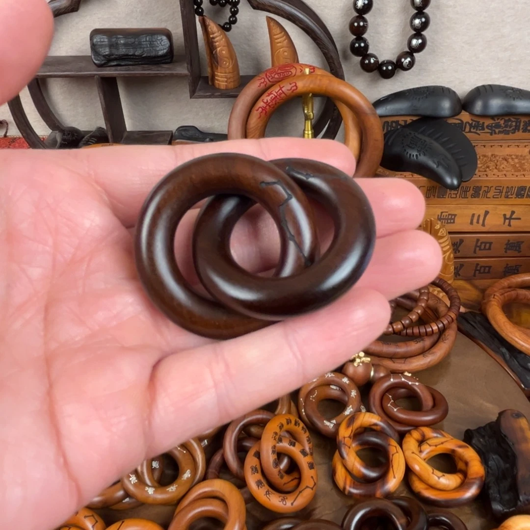 迦***祺枣木枣木老料乾坤圈玉化六七星2.5