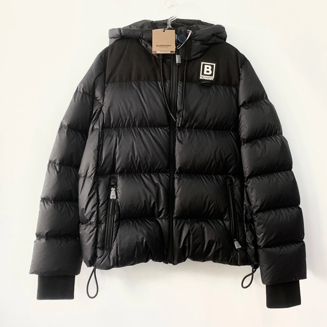 全新未使用 博柏利 安洁利严选/YK0119945 羽绒服