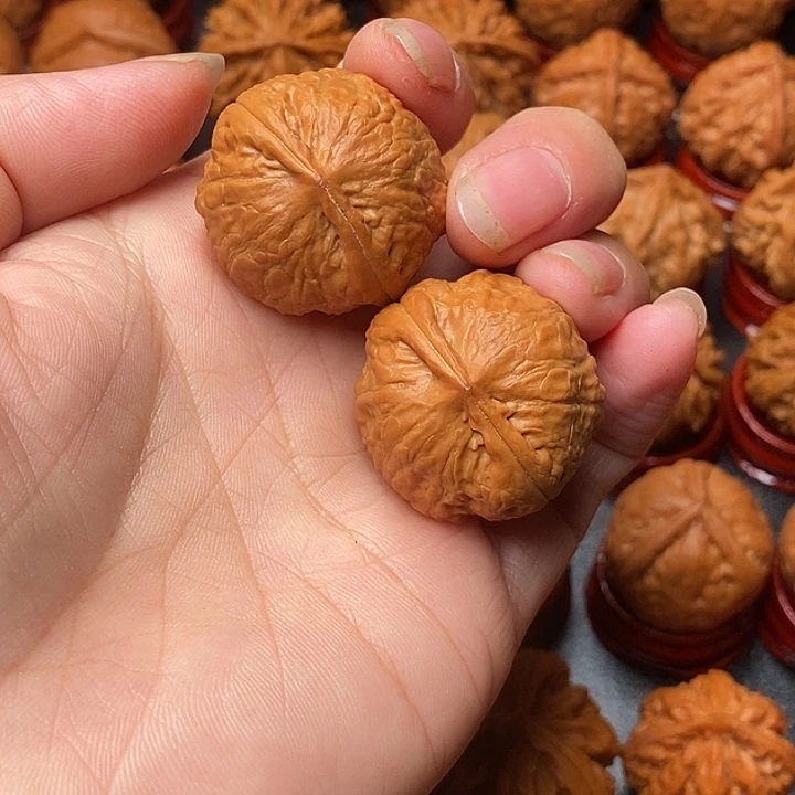 吊坠文玩核桃麒麟纹元宝