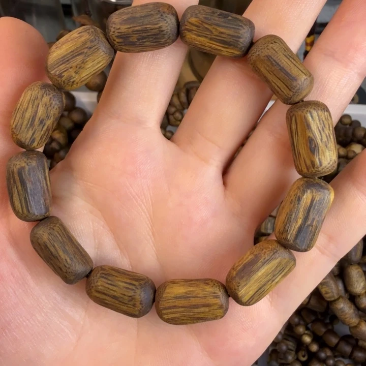 沉香碎屑沉香莺歌绿奇楠1.0树心油9克