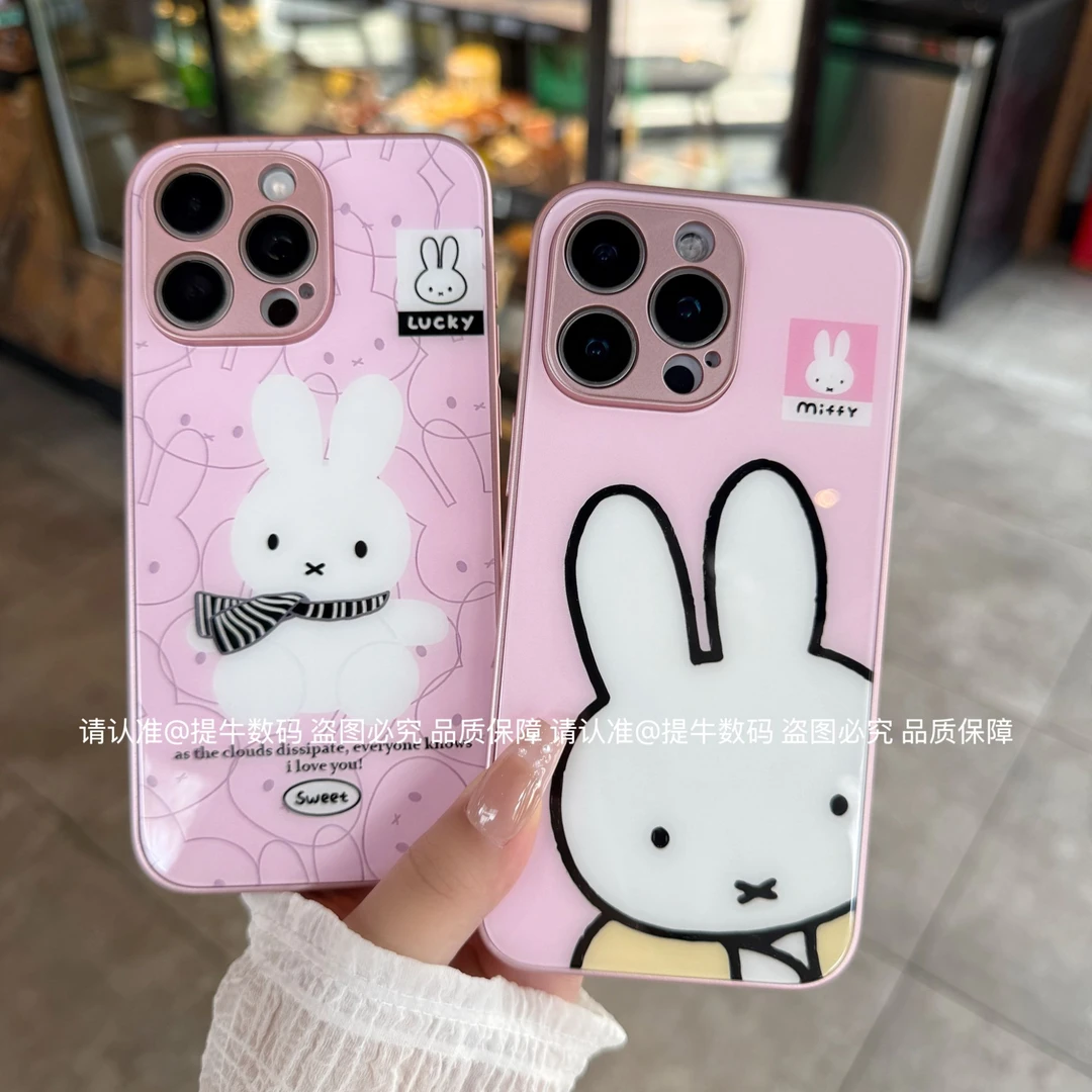 苹果/小米/华为/荣耀/OPPO/VIVO 可爱兔兔风金属漆钢化玻璃手机壳