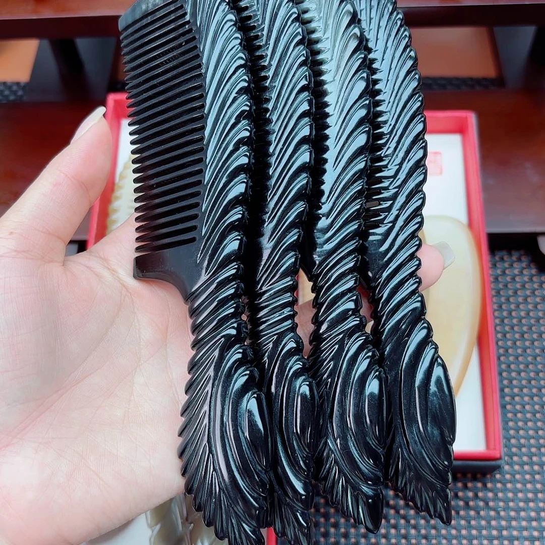 纯手工制作纯牛角梳子