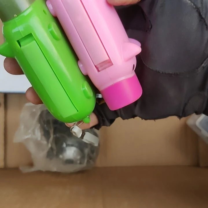 手摇手电发两个9.9