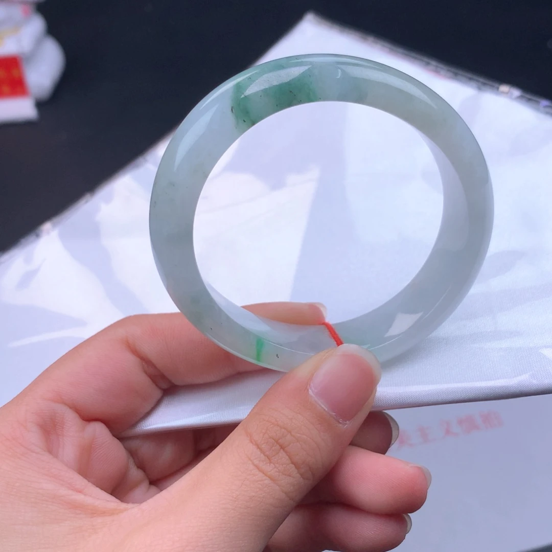 翡翠手镯（贵妃镯）未镶嵌45号54贵妃