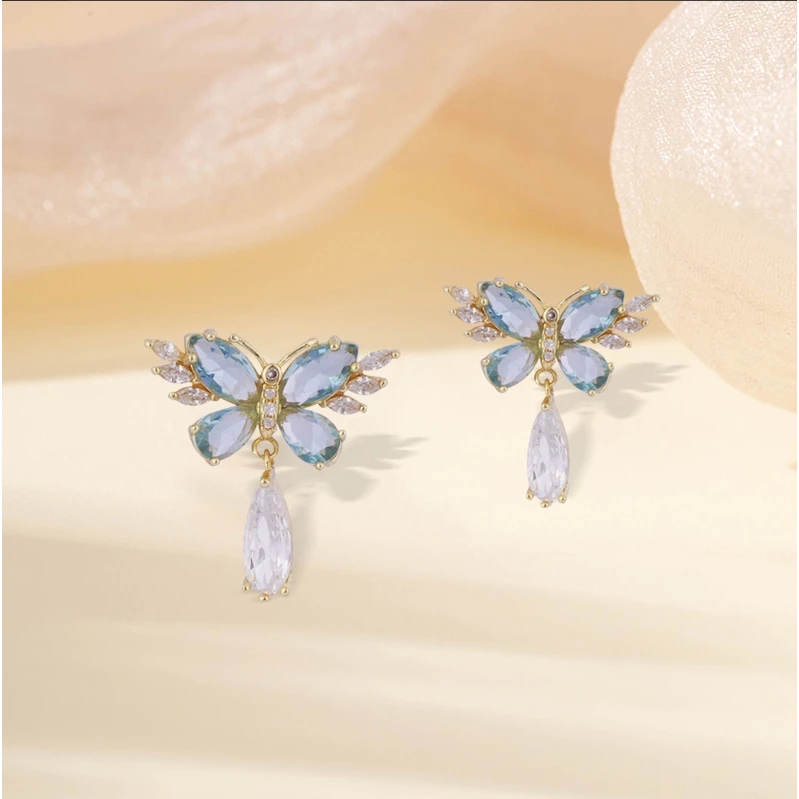 合金耳饰 镀K金设计师款时尚轻奢耳饰~4020