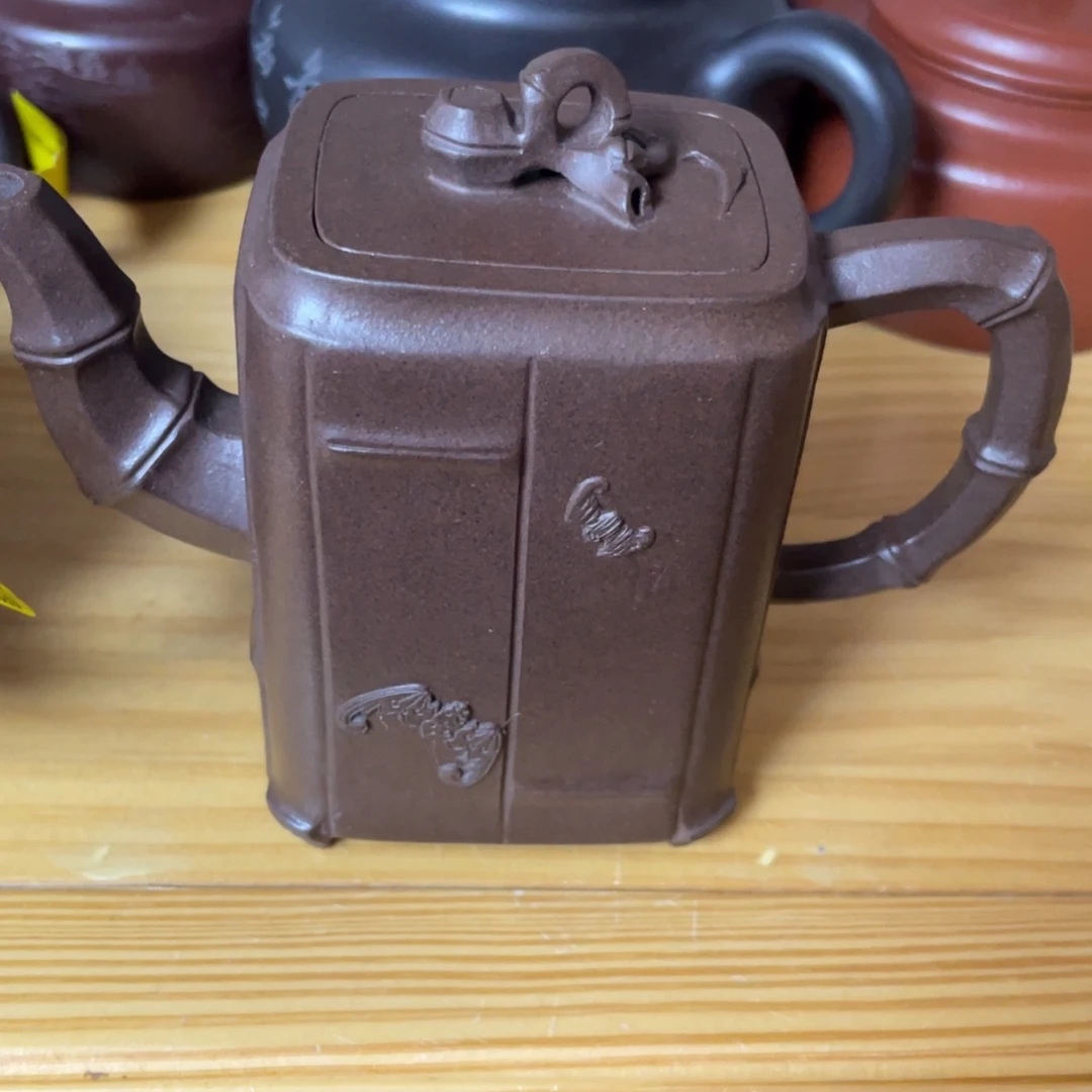 茶壶底槽青紫砂艺术作品