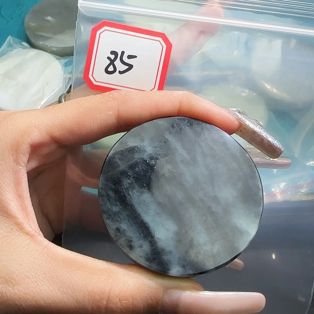 和田玉未镶嵌珠宝半成品
