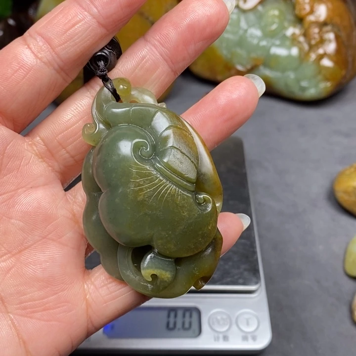 和田玉未镶嵌挂件