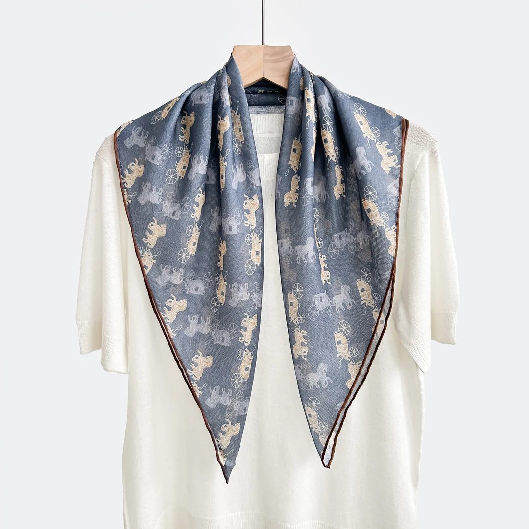 桑蚕丝单面西丽纱蓝色小马车60方巾手工卷边洋气女士丝巾真丝B400