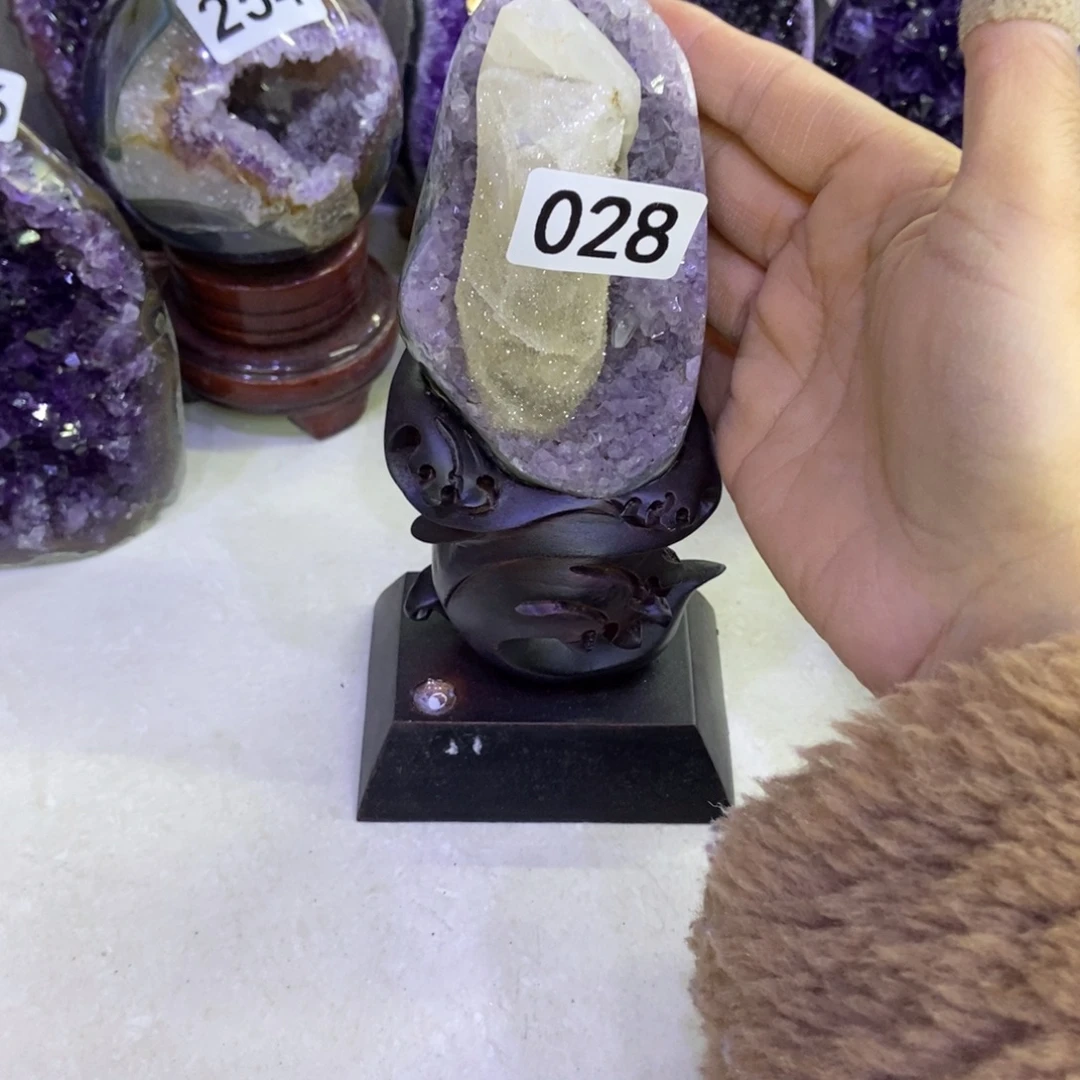 紫晶大型摆件（非配饰）未镶嵌