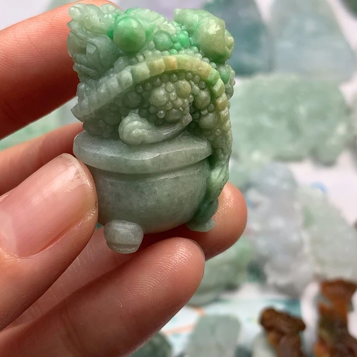 定制翡翠未镶嵌翡翠