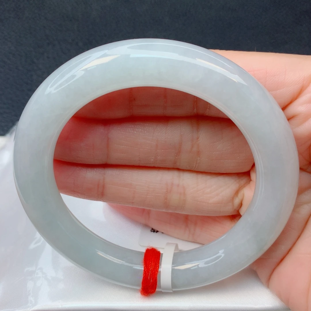 翡翠未镶嵌手镯55.6胖圆条