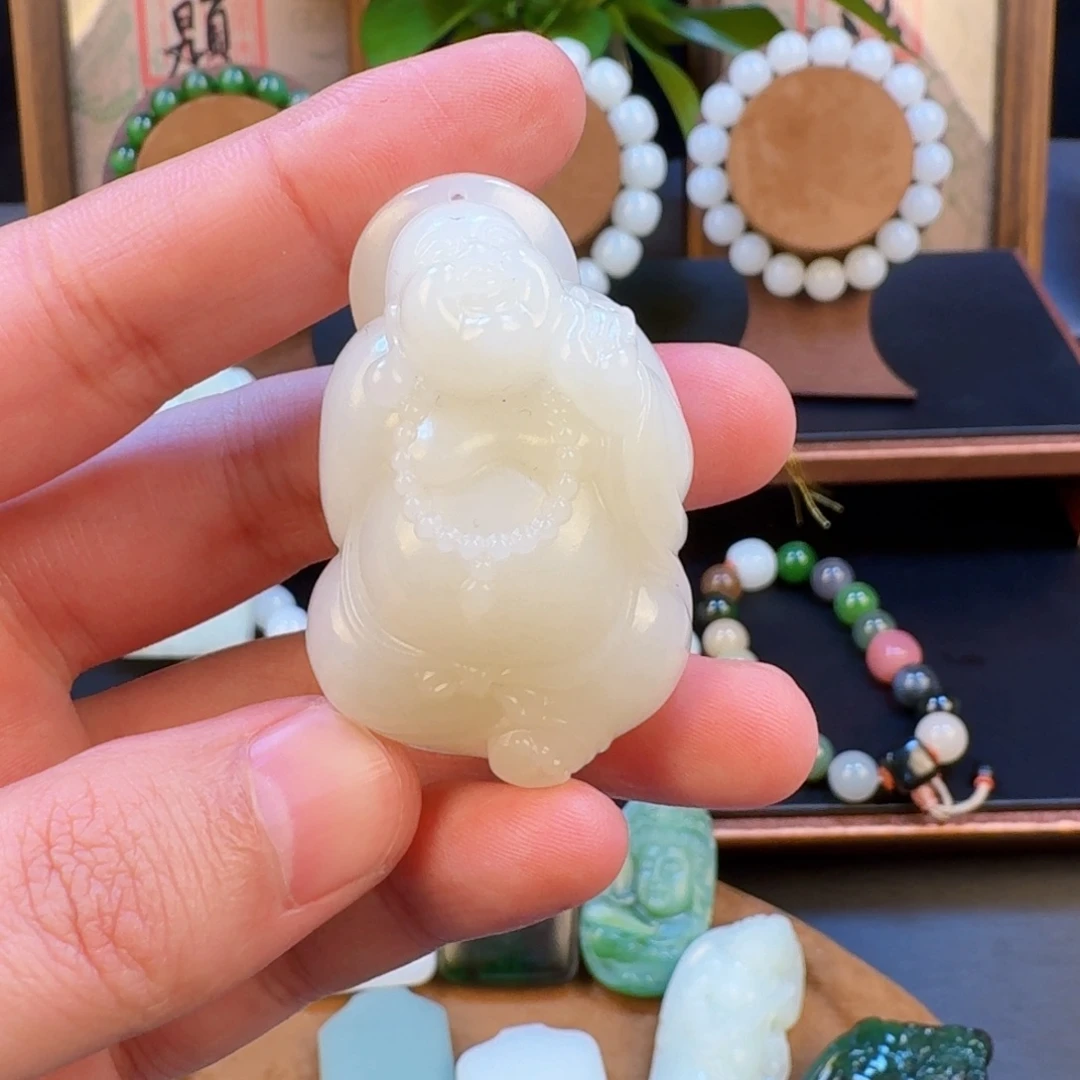 和田玉未镶嵌项链