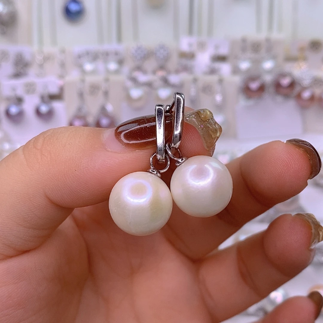 未镶嵌淡水珍珠颈饰