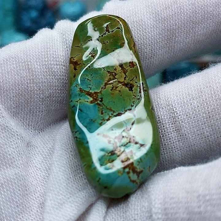 绿松石未镶嵌天然原矿 地大质检